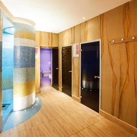 Luxury 2 Bedroom Apartment Bükreş Dış mekan fotoğraf