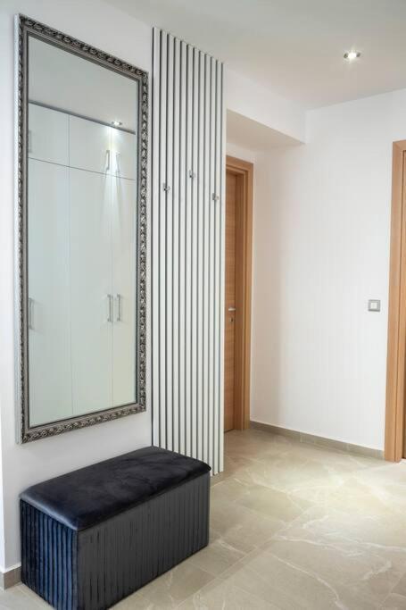 Luxury 2 Bedroom Apartment Bükreş Dış mekan fotoğraf