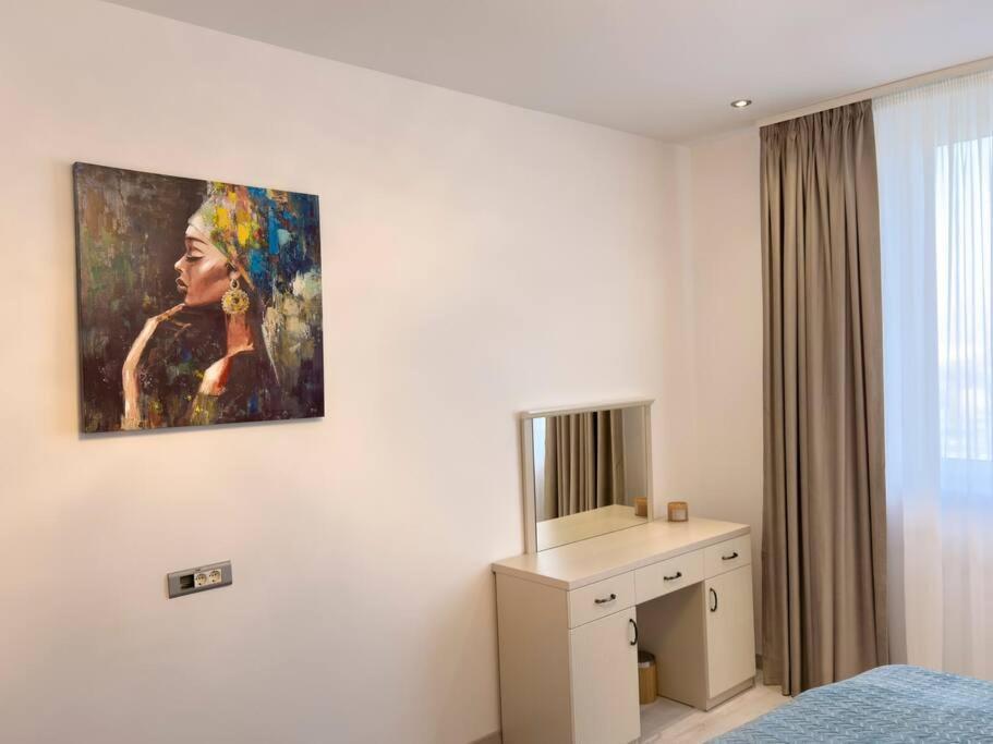 Luxury 2 Bedroom Apartment Bükreş Dış mekan fotoğraf