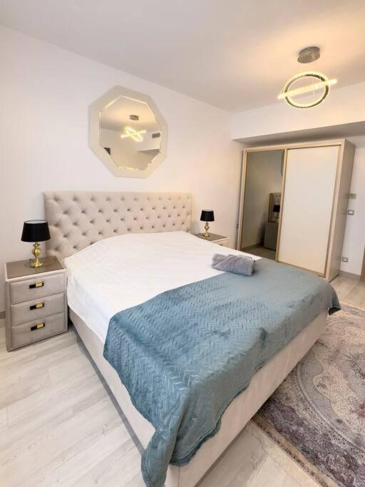 Luxury 2 Bedroom Apartment Bükreş Dış mekan fotoğraf
